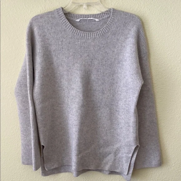 Athleta Gray Women's Sweater - Picture 1 of 5